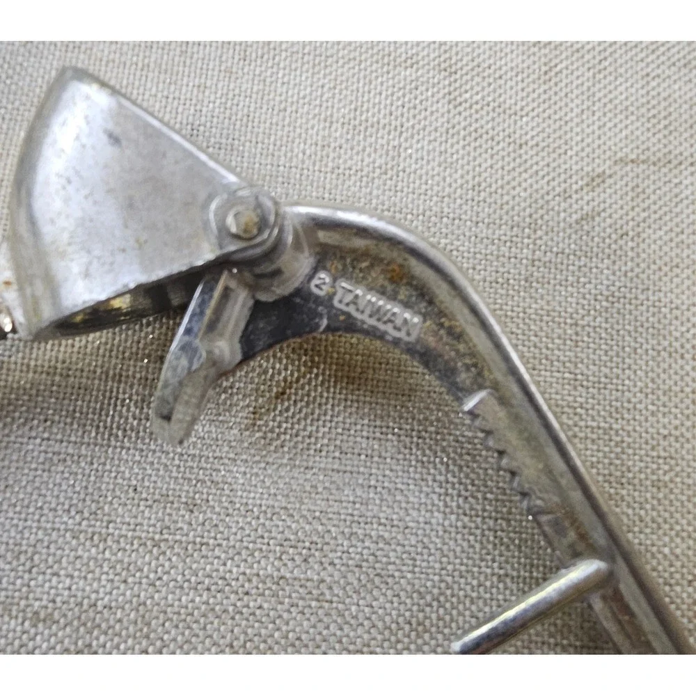 Vintage Aluminum Kitchen Tool Lot 8pc Juicer Apple Slicer Nutcracker Whisk Retro